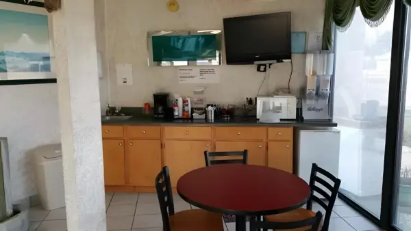 Express Inn Hartselle 4